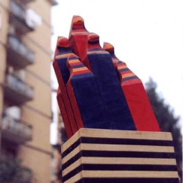 Immagine: rif. skyline  come un viaggio - Doppia personale dello scultore Gualtiero Mocenni e del pittore Simone Beck - Milano, Galleria Scoglio di Quarto - mocenni_VoloArlecchino